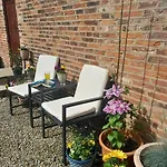 Vavasour At The Red House Estate Ferienhaus York