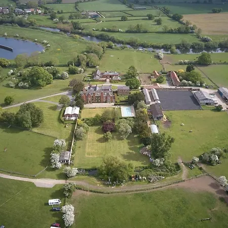 Vavasour At The Red House Estate * York