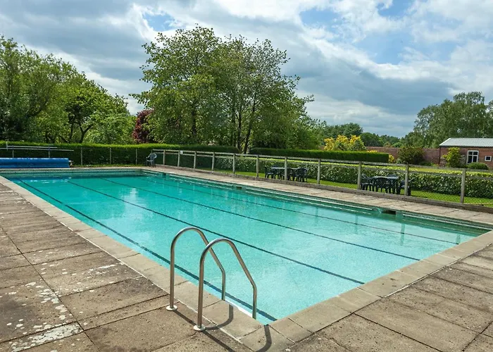 Vavasour At The Red House Estate Holiday home *